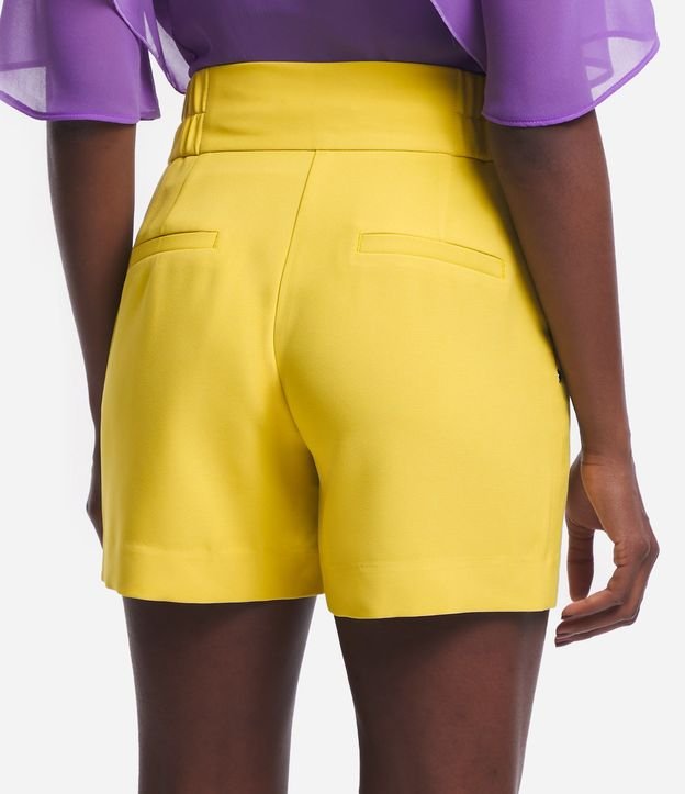 Short Sastre con Cintura Elástica y Abotonado Doble 3