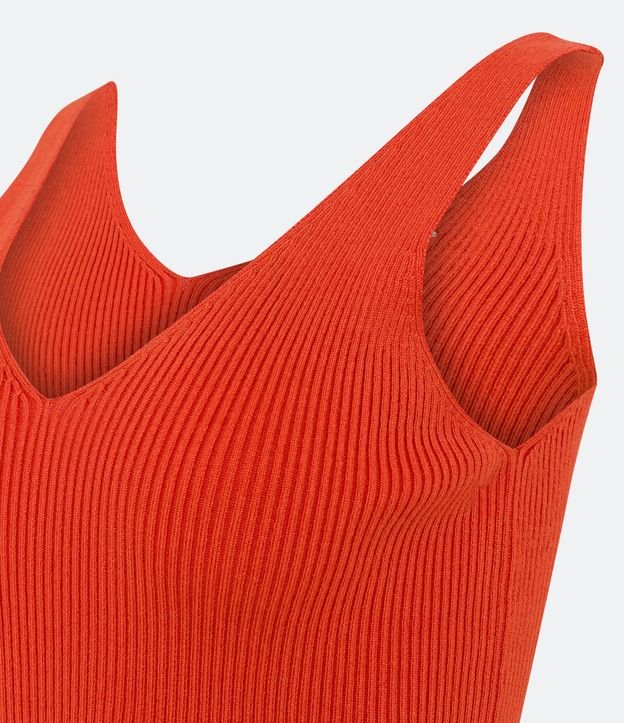 Blusa Musculosa en Punto Acanalado con Escote V 7