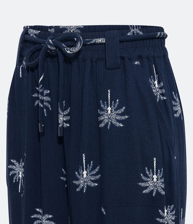 Pantalón Recto en Viscosa Twill con Cintura Mediana y Estampada de Cocoteros 6