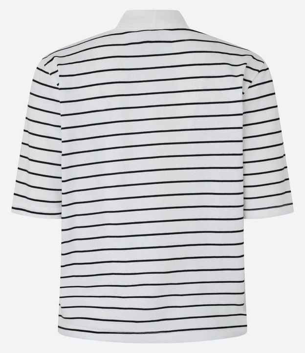 Blusa Básica con Cuello Alto y Estampa de Rayas 10