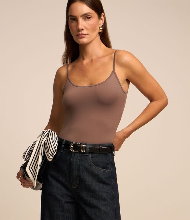 Blusa Musculosa Básica en Poliamida con Breteles Finos
