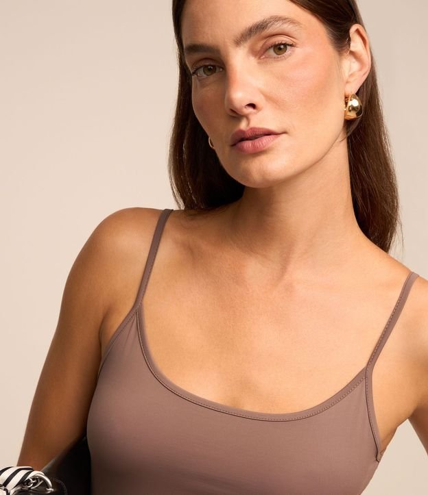Blusa Musculosa Básica en Poliamida con Breteles Finos 5