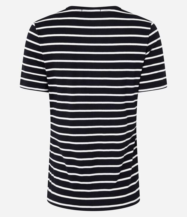Remera en Media Malla Rayada con Escote V 7