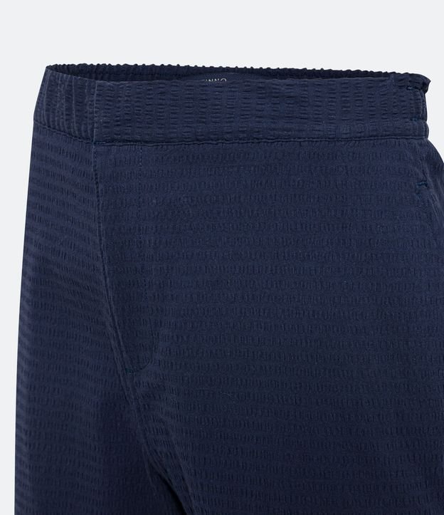 Bermuda Slim en Lino con Textura y Bolsillos 7
