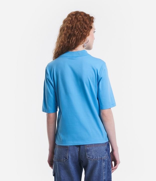 Blusa en Algodón con Cuello Alto y Manga Corta 4