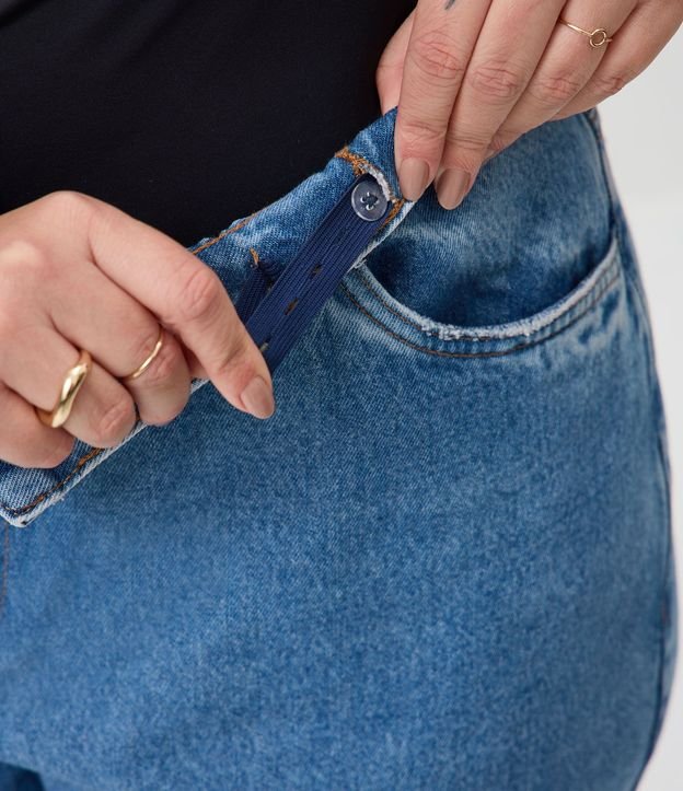Pantalón Mom Jeans con Lavado Marmól Curve & Plus Size 4