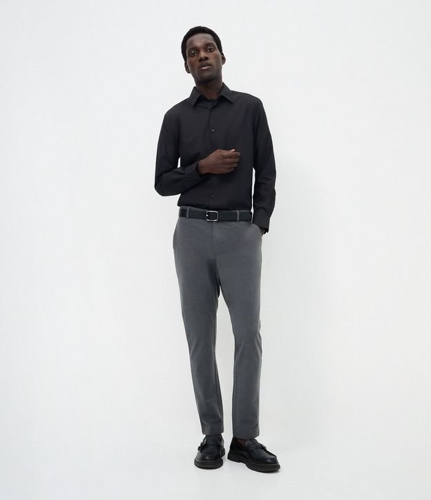 Camisa Regular en Microfibra con Cuello Inglés y Manga Larga 3