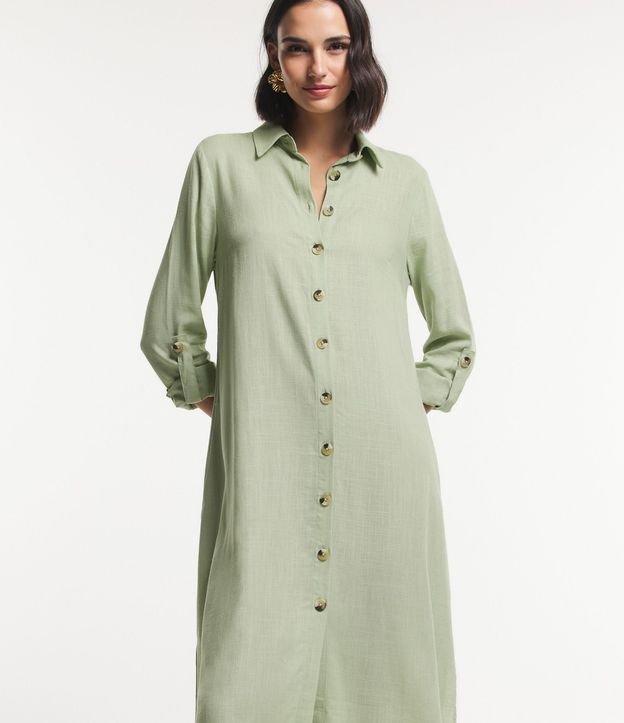 Vestido Chemise Alargado en Viscolino con Botones Contrastantes 4