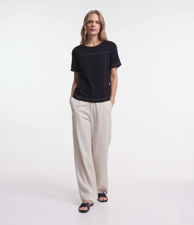 Blusa en Viscosa con Costura Contrastante 2