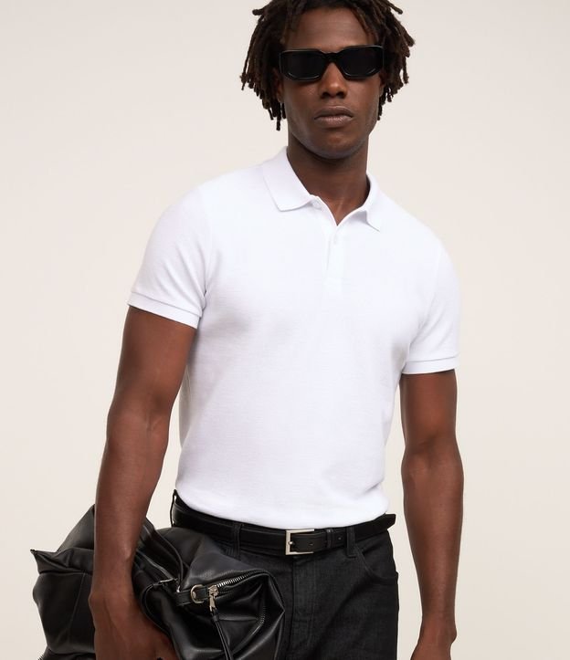 Polo Slim en Media Malla con Botones y Textura Acanalada 2