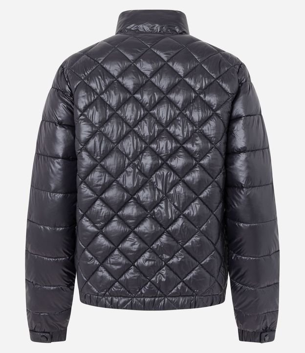 Campera en Poliamida con Grumos y Textura Capitoneada 10