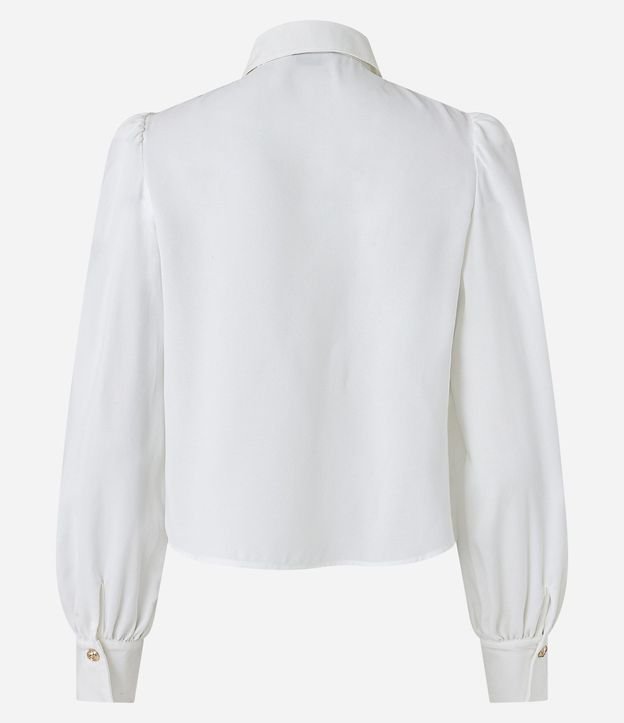 Camisa en Crepé con Botón Diferenciado y Manga Abullonada 7