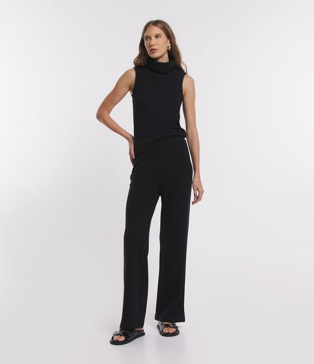 Blusa sin Manga en Punto con Cuello Alto 3
