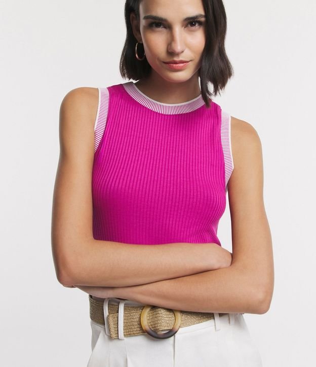 Blusa sin Manga en Viscosa con Detalle Jacquard en el Cuello y Sisas 4