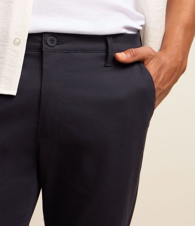 Pantalón Slim Sarjado Cropped Sastrería con Bolsillos 4