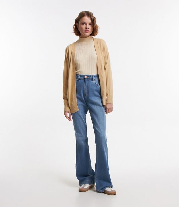 Cardigan Básico en Punto Leve 3
