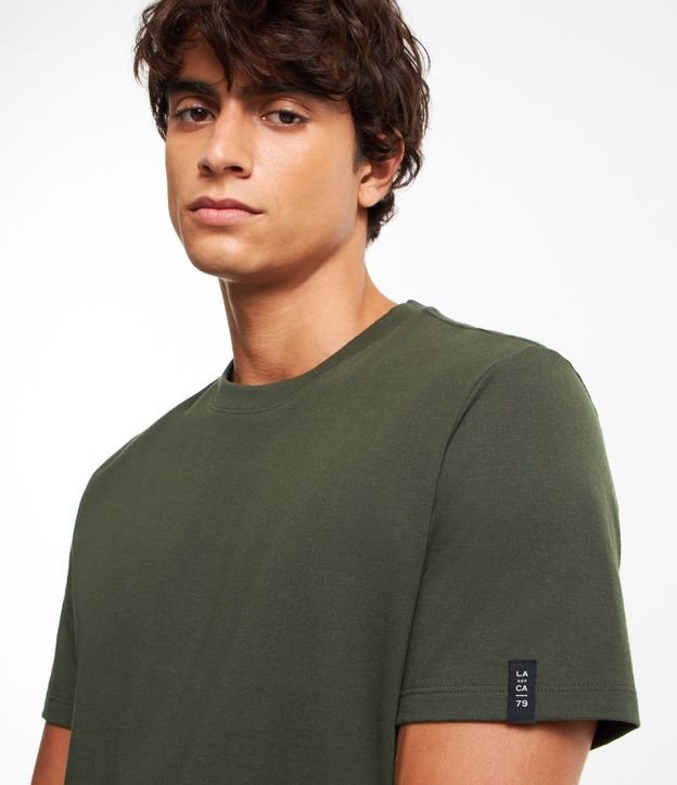 Remera Comfort Básica en Tejido Texturizado 4