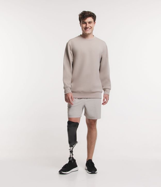 Buzo Deportivo con Cuello Redondo y Etiqueta Aplicada 3