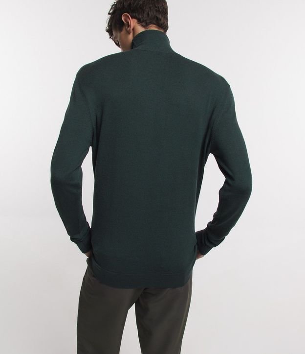 Suéter Slim en Punto con Textura y Cuello Alto 7