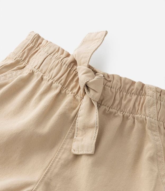 Short Clochard en Sarga con Moña en la Cintura y Bajo Plegado - Talle 1 a 5 años