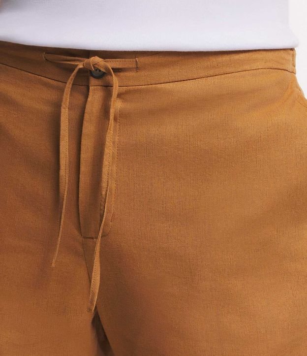 Bermuda Slim en Viscolino con Cordón y Bolsillos 5
