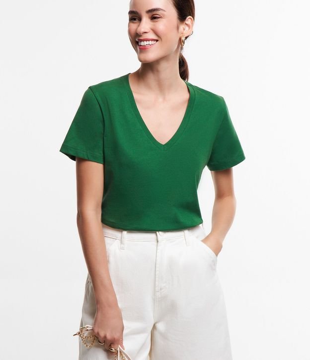 Blusa Básica en Algodón con Escote V