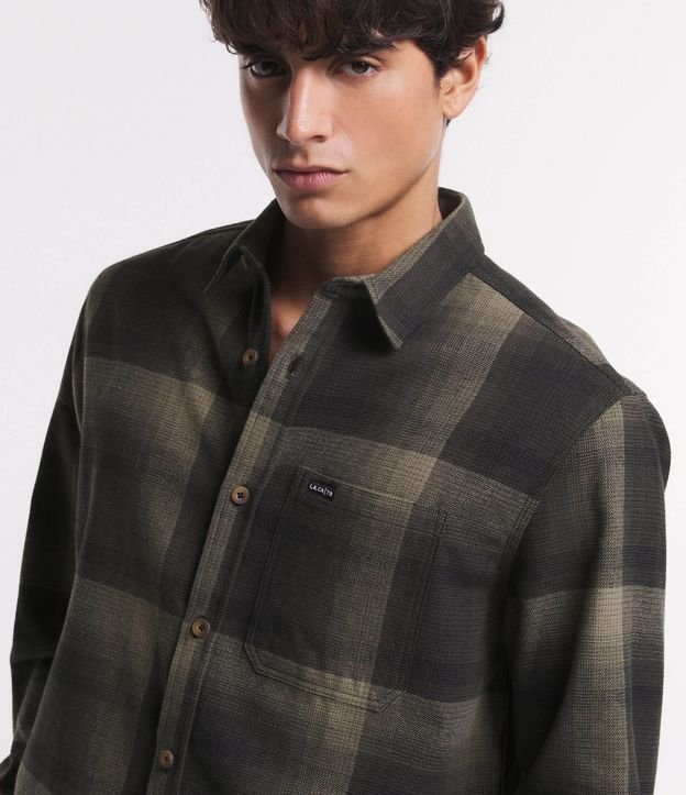 Camisa Regular en Algodón de Cuadros con Bolsillo y Manga Larga 5