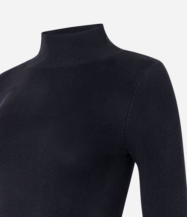 Blusa Básica en Viscosa con Cuello Alto 7