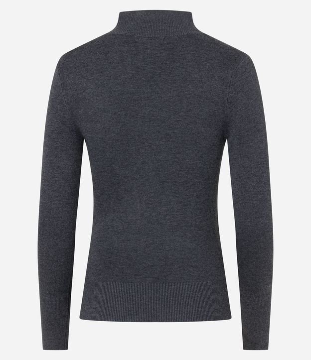 Blusa Básica en Viscosa con Cuello Alto 8