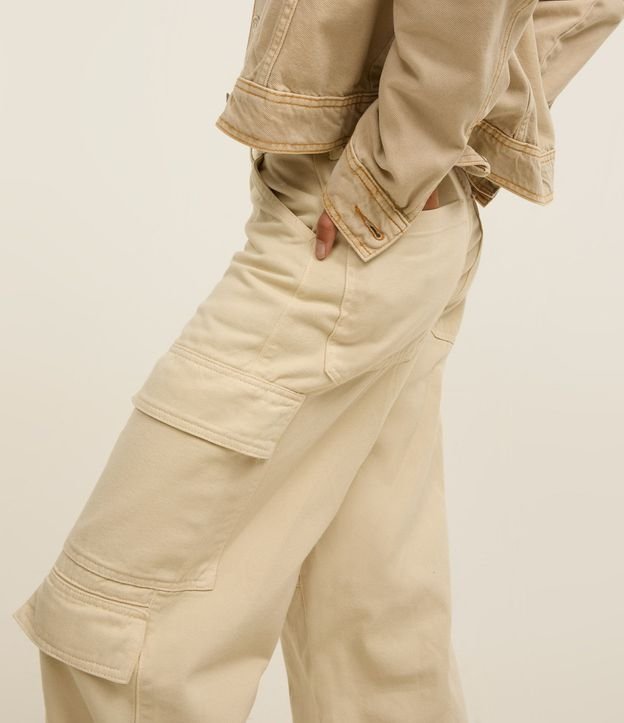 Pantalón Wide Leg Cintura Alta en Sarga con Bolsillos Cargo 6