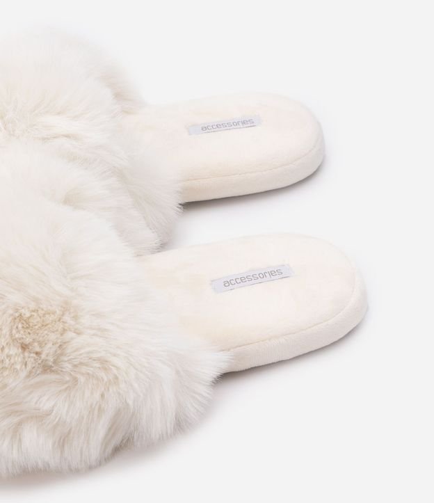 Pantufla Abierta con Peluche 3