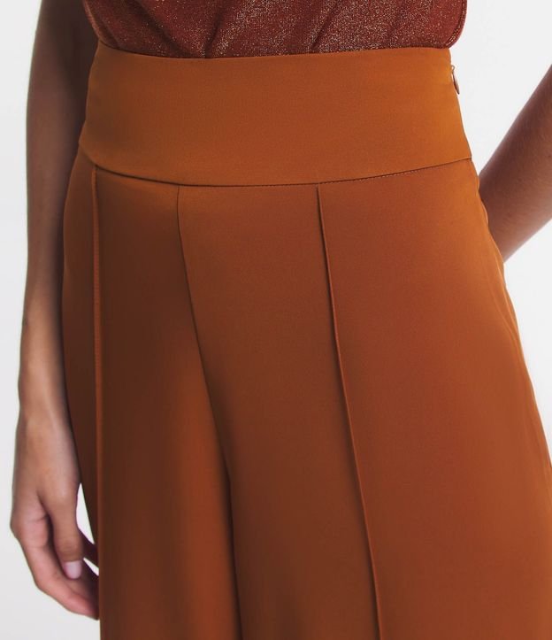 Pantalón Pantalona en Crepé con Friso Delantero 6