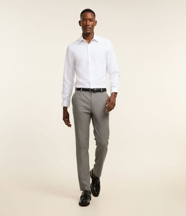 Camisa Regular en Microfibra con Cuello Inglés y Manga Larga 1