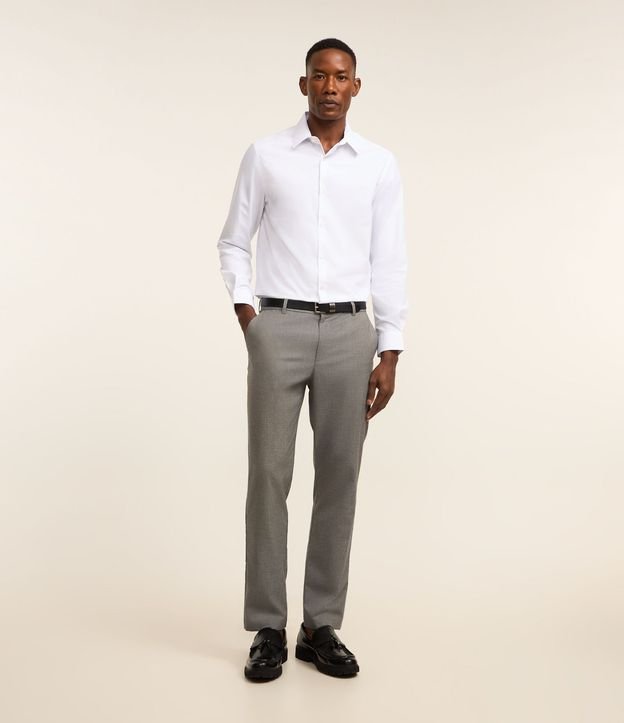 Camisa Regular en Microfibra con Cuello Inglés y Manga Larga 3