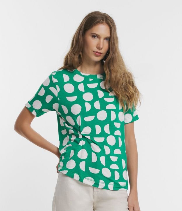 Blusa en Viscosa con Nudo Lateral y Estampa Geométrica
