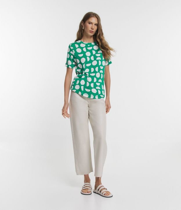 Blusa en Viscosa con Nudo Lateral y Estampa Geométrica 2