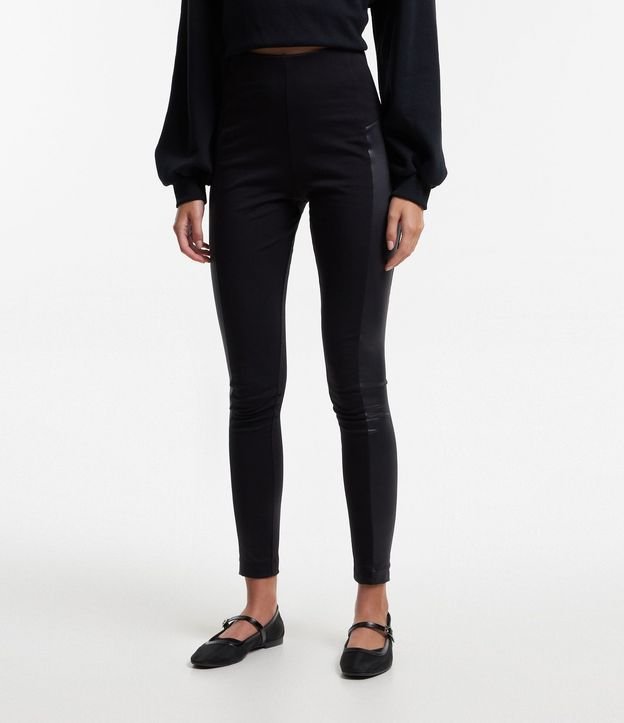 Pantalón Legging en Ponto Roma con Detalle Lateral en Cirre 2