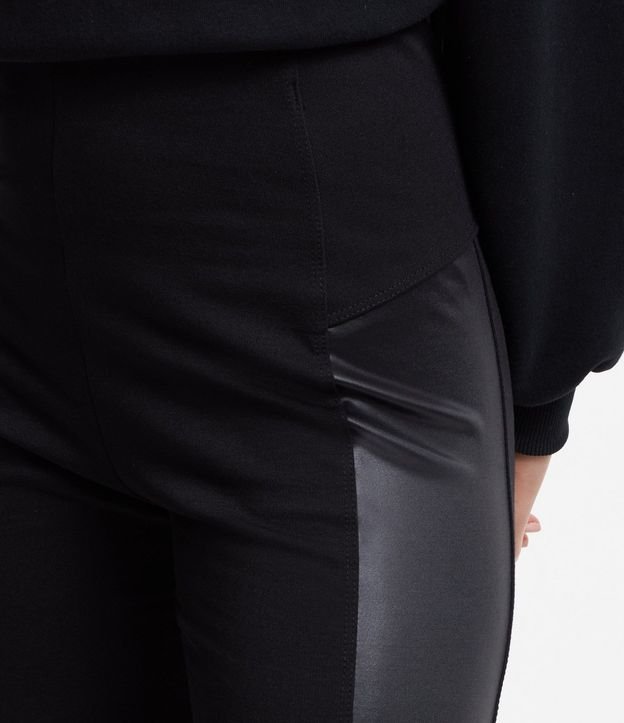 Pantalón Legging en Ponto Roma con Detalle Lateral en Cirre 4
