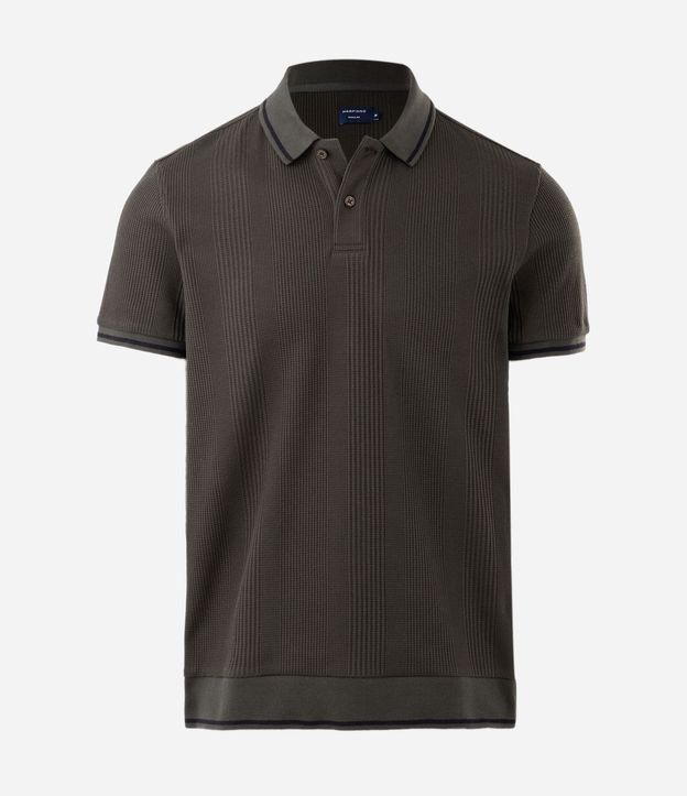 Polo Regular en Media Malla con Textura Rayada y Detalles Contrastantes 6