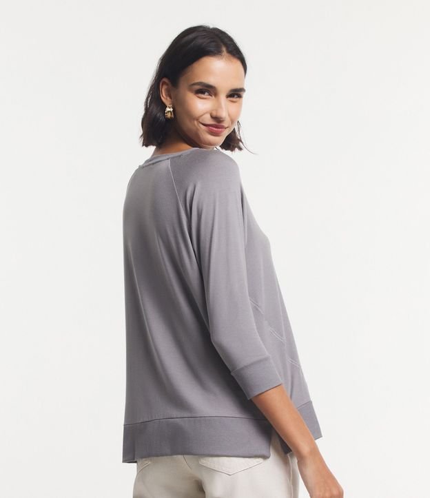 Blusa Básica en Viscosa sin Sisa con Manga 3/4 3