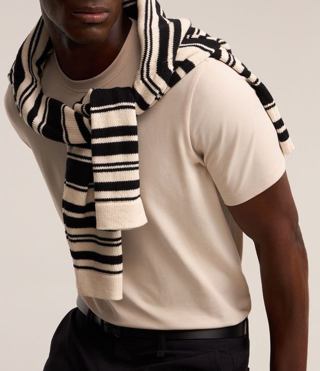Remera Casual en Algodón con Cuello Redondo 2