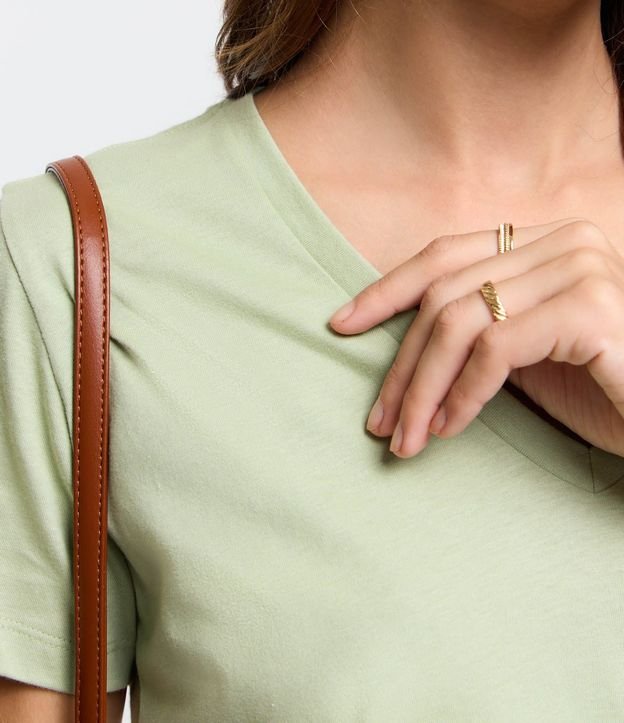 Blusa Básica en Algodón con Escote V 3