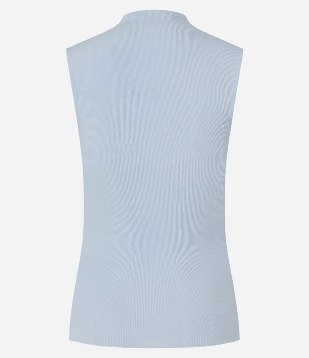 Blusa en Viscosa con Cuello Alto y Textura Acanalada 7