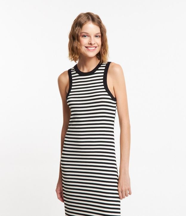 Vestido Midi en Rib Rayada 3