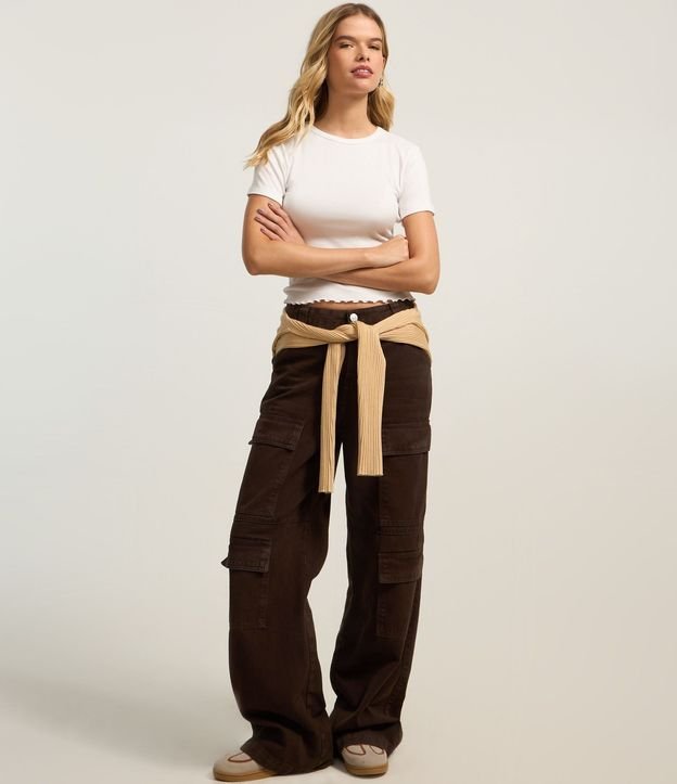 Blusa en Viscosa Texturizada con Bajo Ondulado 2