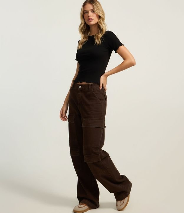 Blusa en Viscosa Texturizada con Bajo Ondulado 4