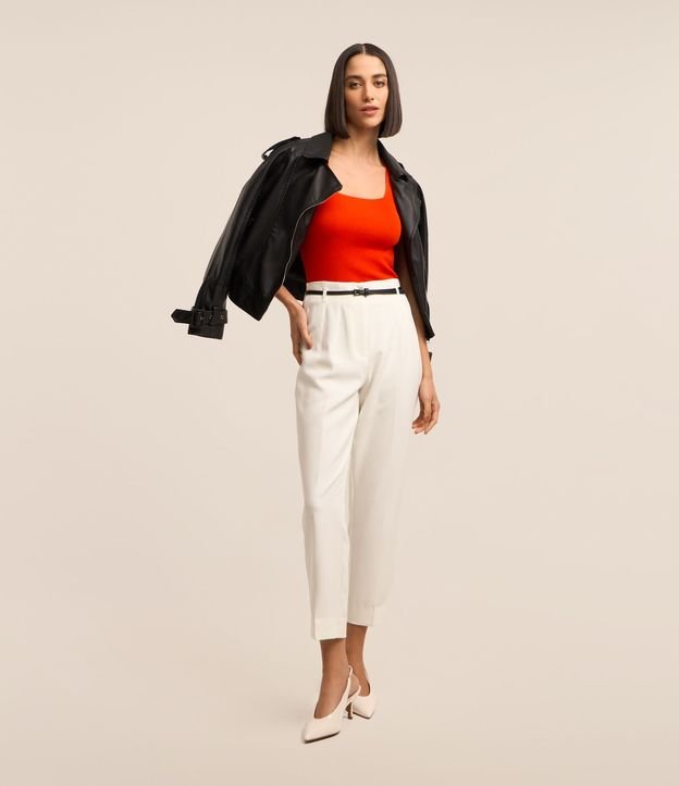 Blusa Cropped en Punto con Escote Cuadrado 2
