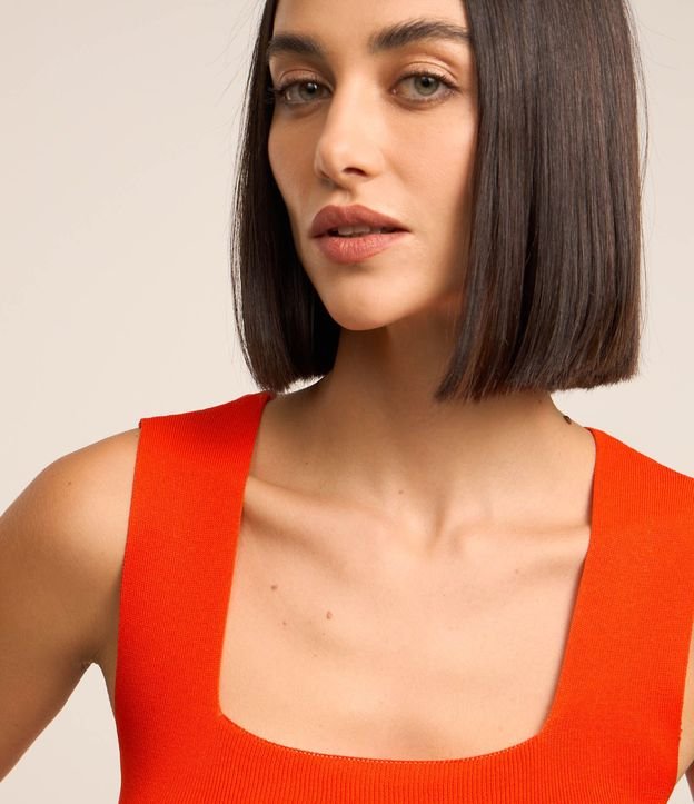 Blusa Cropped en Punto con Escote Cuadrado 5