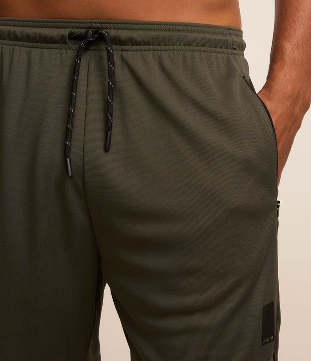 Bermuda Deportiva Texturizada con Cintura Elástica y Bolsillos con Cremallera 5