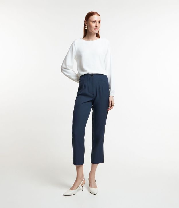Pantalón Carrot Sastrería con Tiro Alto y Botón Contrastante